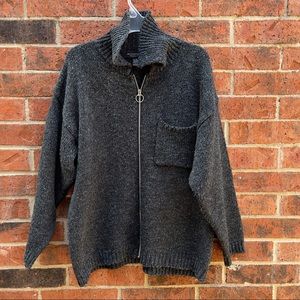 Metropolitan Zip Up Sweater - L